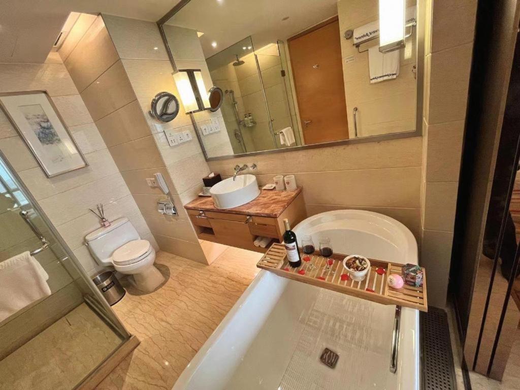 Howard Johnson By Wyndham Sunshine Plaza Нинбо Экстерьер фото