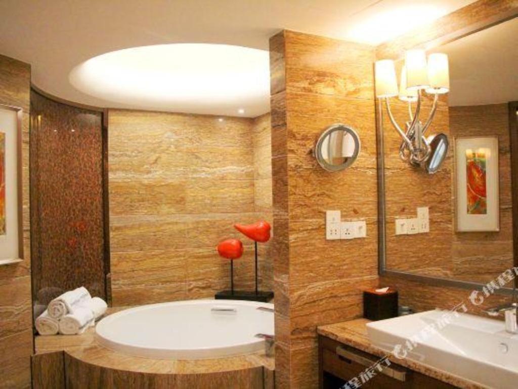 Howard Johnson By Wyndham Sunshine Plaza Нинбо Экстерьер фото